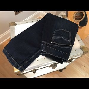 White House Black Market Noir Jeans. Size 0. Slim Crop. NWOT